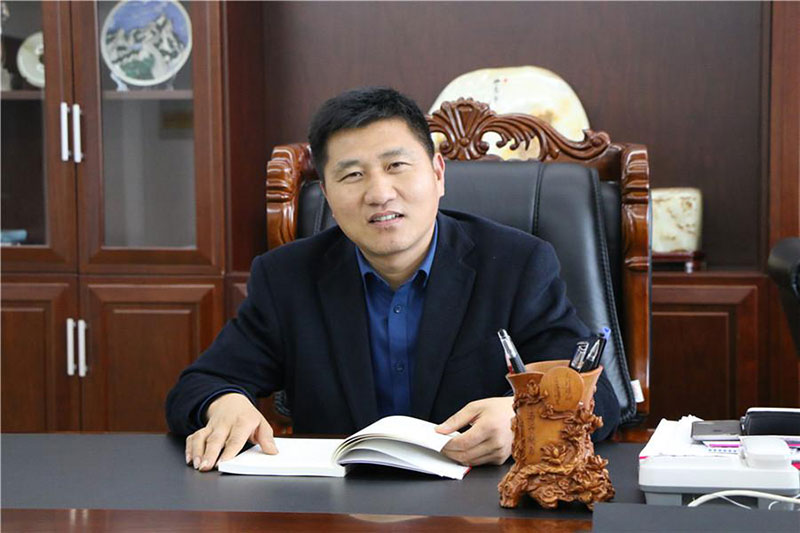 郑显俊.jpg