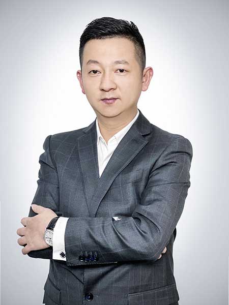 杨飞.jpg