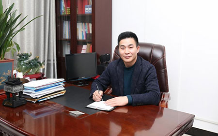 王昶明.jpg