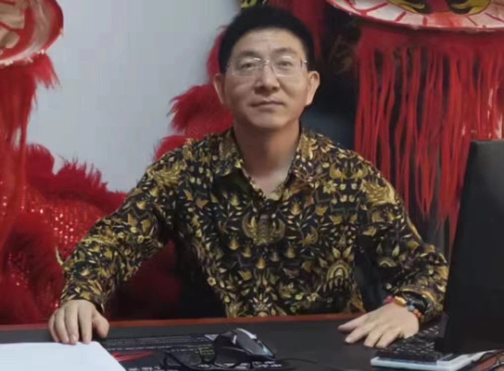 刘健.png