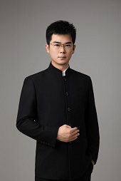 李洋.png